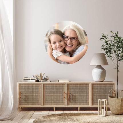 Wandaufkleber rund eigenes Foto Beispiel Oma und Enkelin