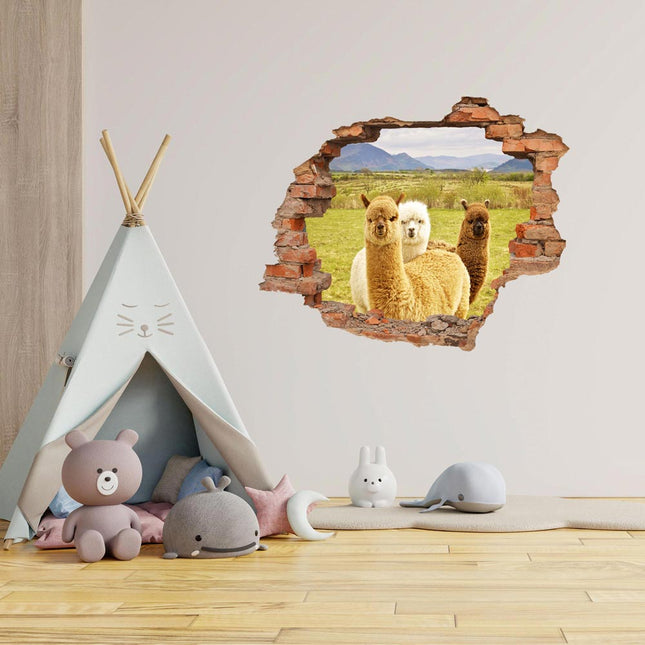 Wandaufkleber Wandtattoo in Form eines Wanddurchbruchs mit drei Alpakas als Motiv im Spielzimmer